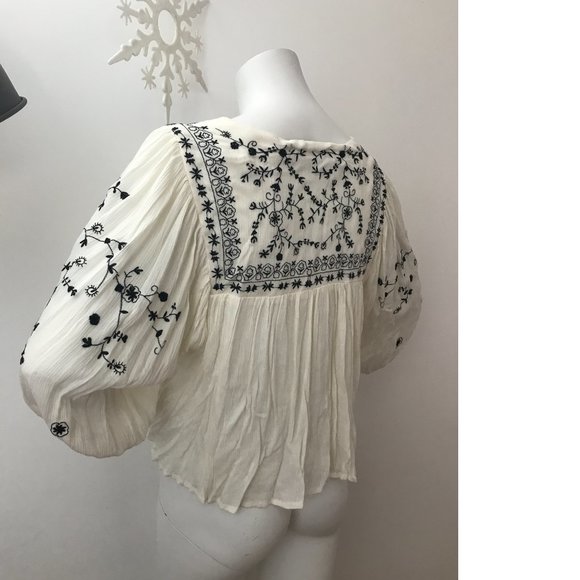 Crepe Embroidery Crochet Top Blouse Folk Polish Ukrainian Zara/ free people copy - Picture 2 of 3